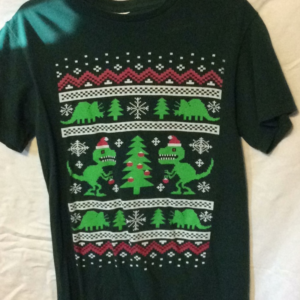 Men’s small Xmas Dinosaur T-shirt
